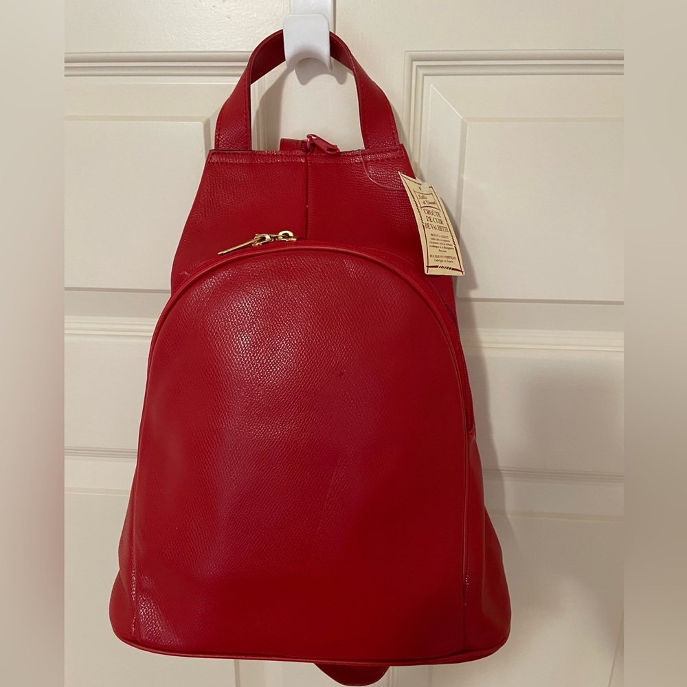 French Noble et Vivant leather backpack 🎒